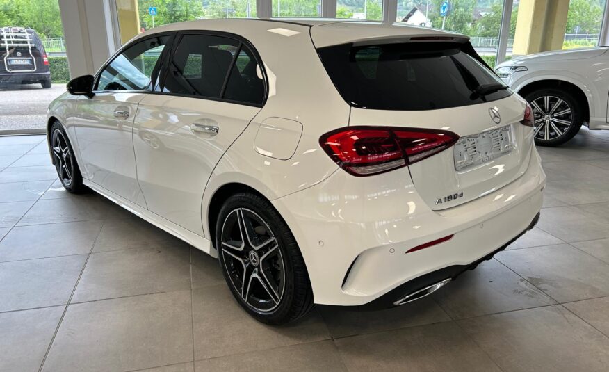 MERCEDES-BENZ A 180 d Automatic Premium