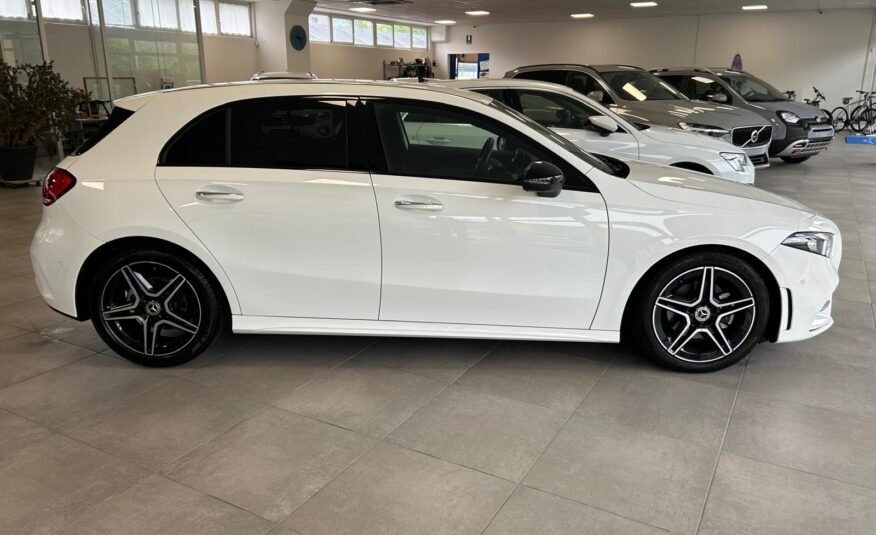 MERCEDES-BENZ A 180 d Automatic Premium